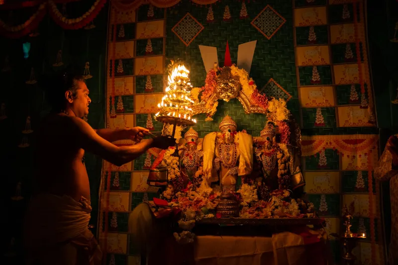 Incense Over Instagram: How Indian Devotional Rituals Are Helping American Millennials Reclaim Their Attention