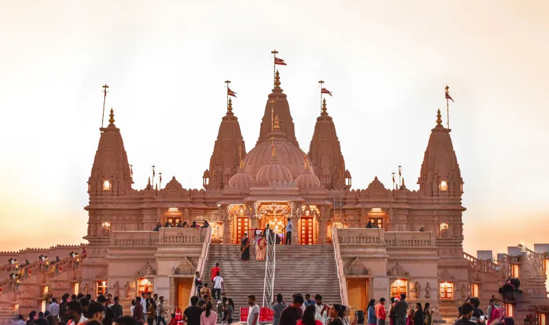 Sacred Miles: How Indian-Americans Are Mapping a New Pilgrimage Across the American Landscape